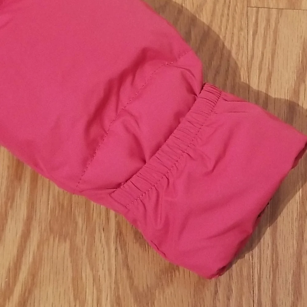 New‎ baby gap snow suit 6/12 mo